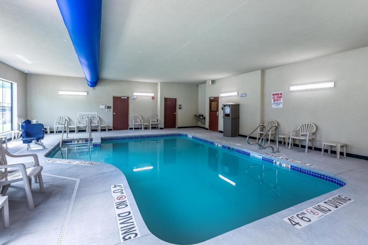 Cobblestone Hotel & Suites Hartford Εξωτερικό φωτογραφία